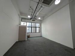 Hexacube (D14), Office #586026661